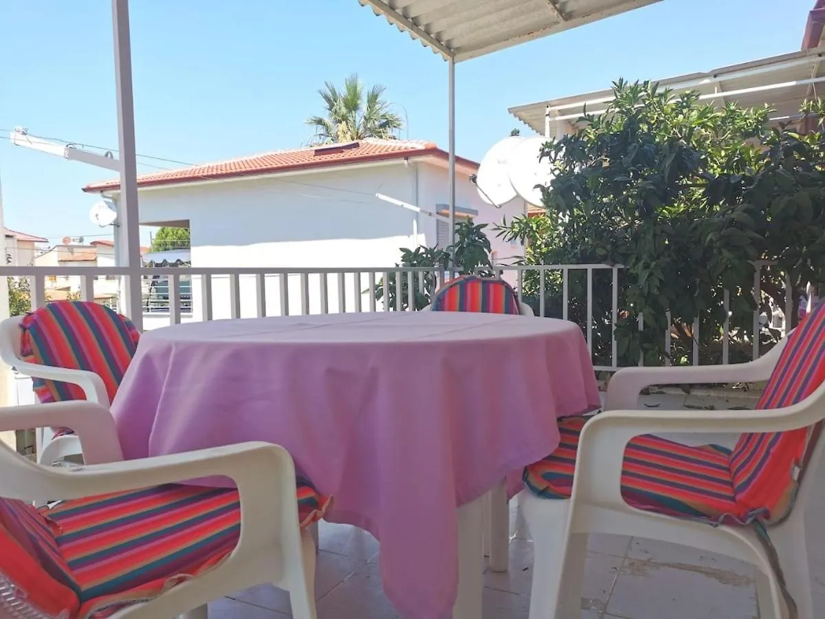 Peaceful Apartment 150 M From The Sea Kusadasi Turkey